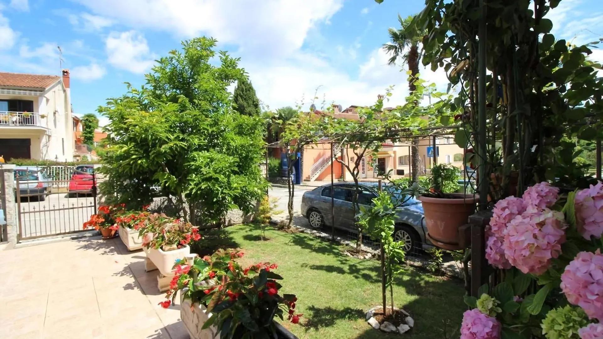 Ferienwohnung Milka In Porec In Strandnaehe